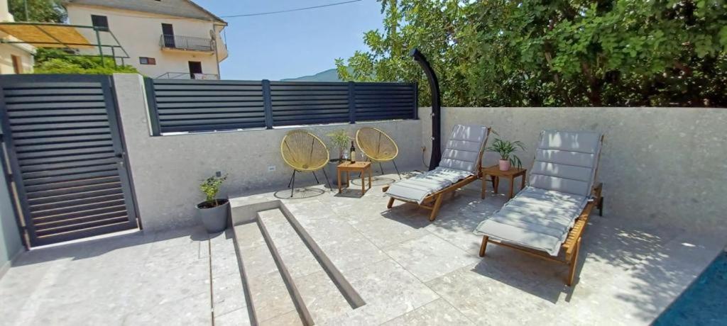 Apartment Belic With Pool Jelsa (Hvar)